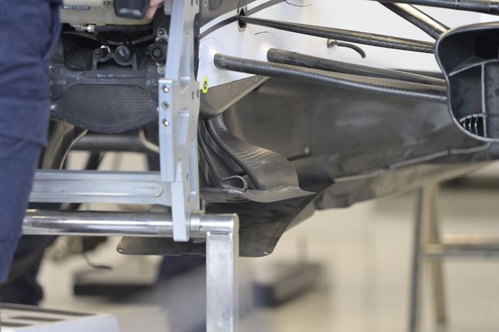 Detalle del fondo plano del AlphaTauri AT02