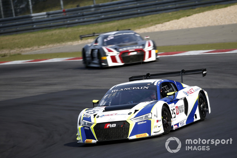 #25 Sainteloc Racing Audi R8 LMS: Simon Gachet, Christopher Haase