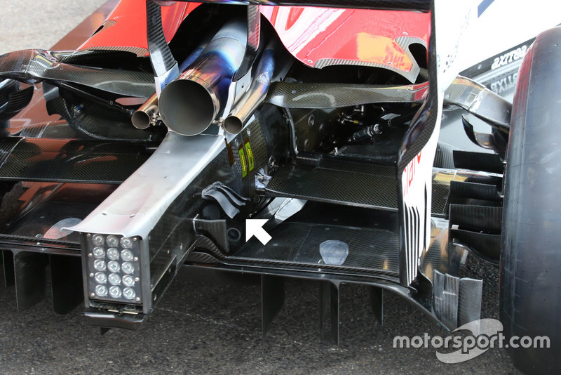 Sauber C37 detalles de las winglets traseros