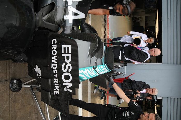 Lewis Hamilton, Mercedes AMG F1 W10 alerón trasero detalle