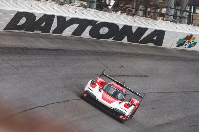 Porsche 963 LMDh 