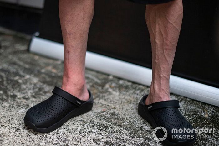 Cal Crutchlow, LCR Honda Castrol con una pierna rota