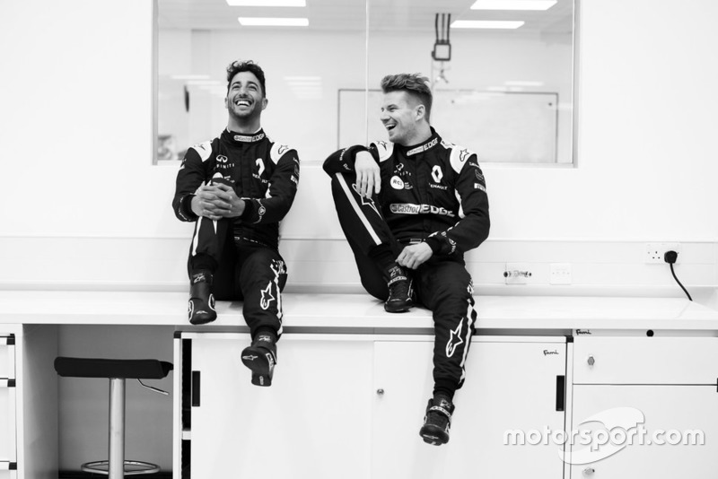 Daniel Ricciardo, Nico Hulkenberg, Renault F1 Team