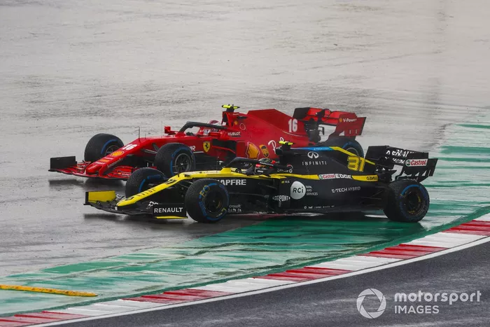 Esteban Ocon, Renault F1 Team R.S.20, Charles Leclerc, Ferrari SF1000