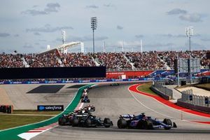 Esteban Ocon, Alpine A523, George Russell, Mercedes F1 W14, Sergio Pérez, Red Bull Racing RB19