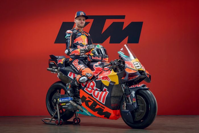 Brad Binder, Tim Balap Pabrik Red Bull KTM