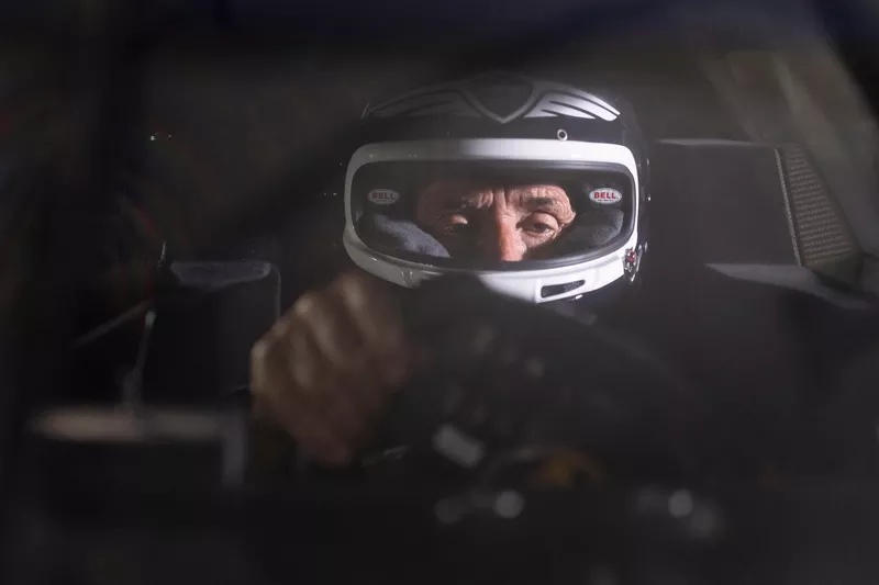 Jacky Ickx, Genesis Magma Racing Genesis