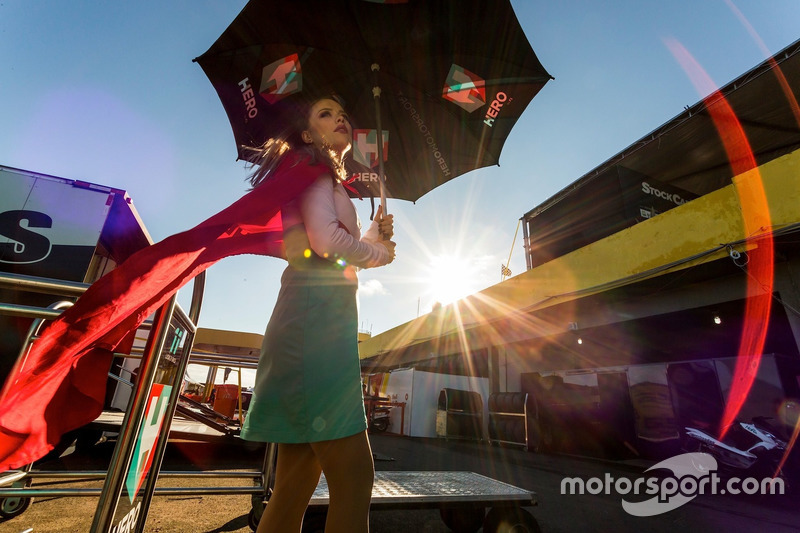 Grid girl