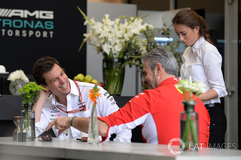 Toto Wolff, Mercedes AMG F1 Director of Motorsport and Maurizio Arrivabene, Ferrari Team Principal