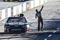 Clint Bowyer, Stewart-Haas Racing, Ford Fusion Haas Automation Demo Day, celebrates after winning