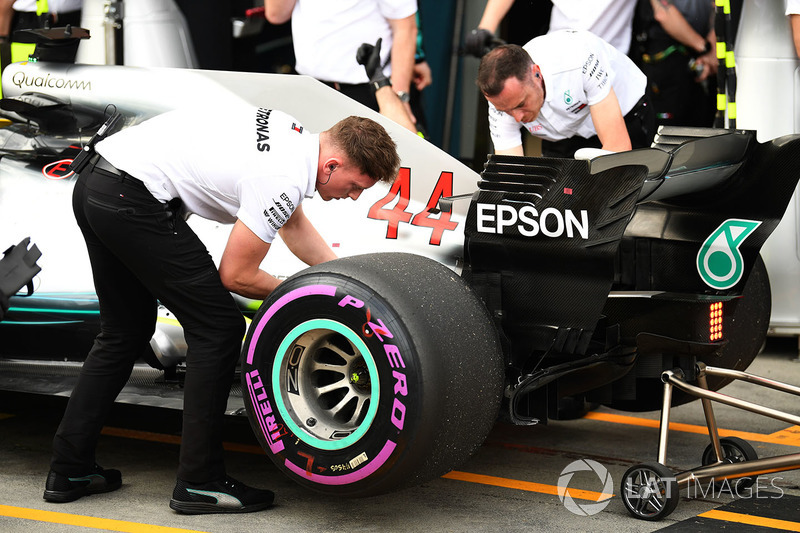 Lewis Hamilton, Mercedes-AMG F1 W09