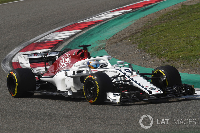 7. <img src="https://cdn-7.motorsport.com/static/img/cfp/0/0/0/200/207/s3/sweden-2.jpg" alt="" width="20" height="12" /> Marcus Ericsson, 91 Grandes Premios (2014 -...). Su mejor resultado es el 8º puesto (en Australia 2014).