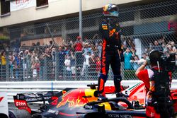 Daniel Ricciardo, Red Bull Racing, celebrates victory