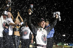 Kevin Harvick, Stewart-Haas Racing, Jimmy John's Ford Fusion celebrates