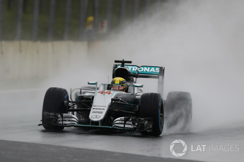 2016: Lewis Hamilton
