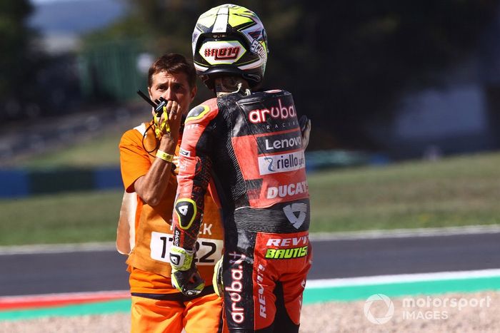 Caída de Alvaro Bautista, Aruba.it Racing Ducati