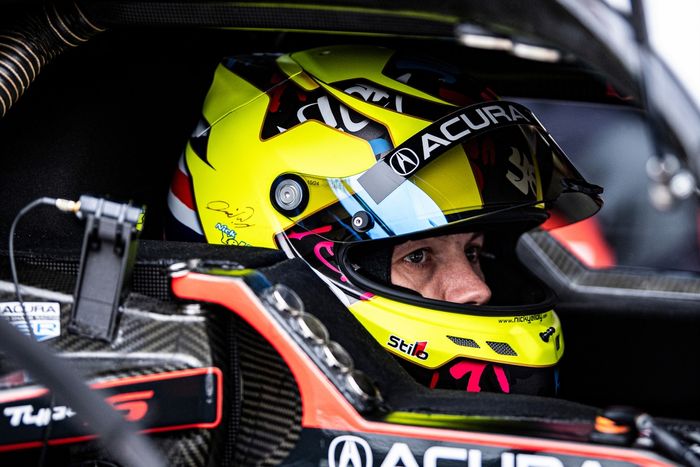 #93 Acura Meyer Shank Racing w/Curb Agajanian Acura ARX-06: Nick Yelloly