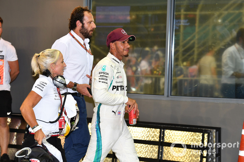 Lewis Hamilton 79. rajtelsősége a Forma-1-ben - F1 2018 - Szingapúri Nagydíj