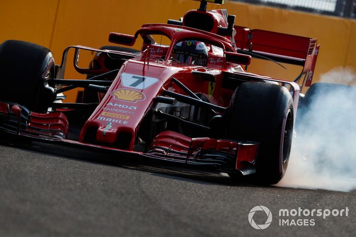 Kimi Raikkonen, Ferrari SF71H bloquea