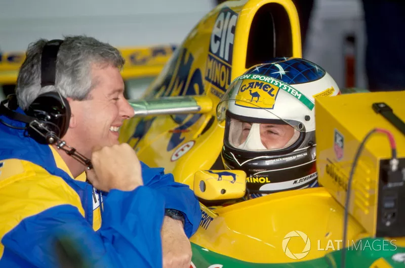 Pat Symonds, ingeniero de carrera y Michael Schumacher, Benetton B193B