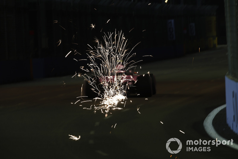 Естебан Окон, Racing Point Force India VJM11
