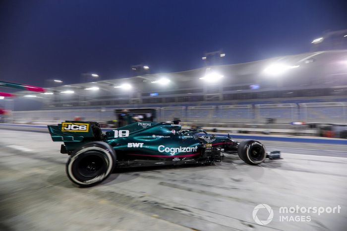 12º Lance Stroll, Aston Martin AMR21, 1:30.460  (con neumáticos C5)