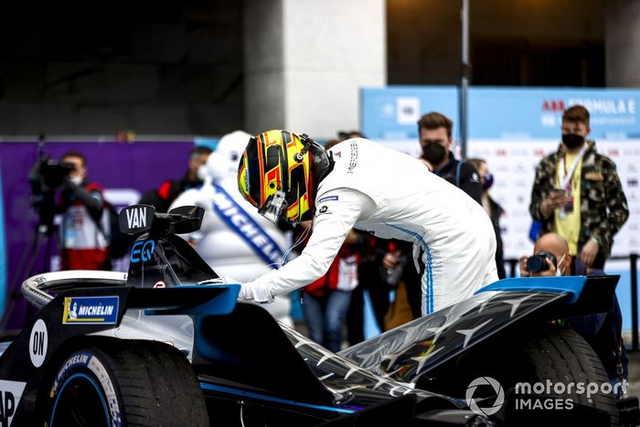 Stoffel Vandoorne, Mercedes-Benz EQ celebra la victoria en el parque cerrado