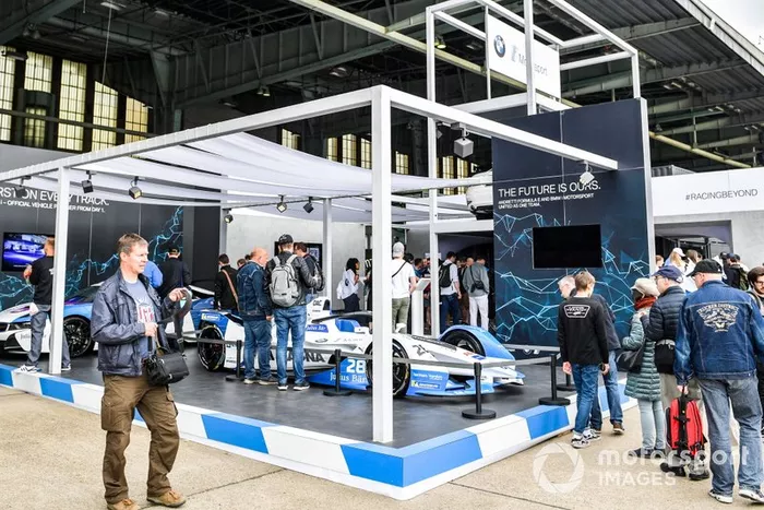 BMW stand