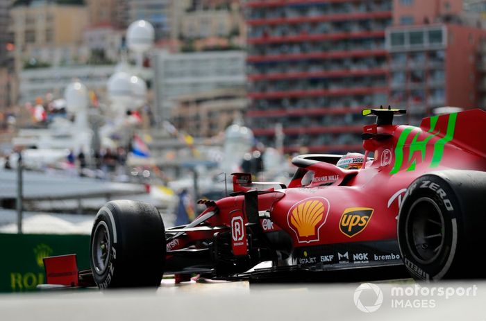 Carlos Sainz Jr., Ferrari SF21