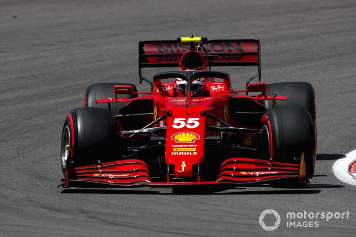 Carlos Sainz Jr., Ferrari SF21