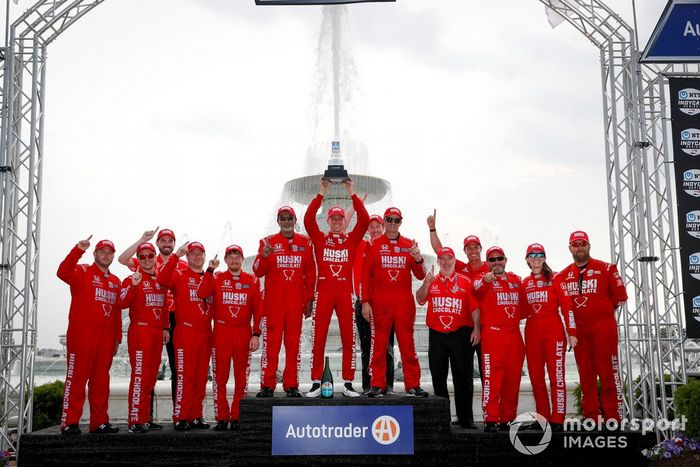 Podio: ganador Marcus Ericsson, Chip Ganassi Racing Honda