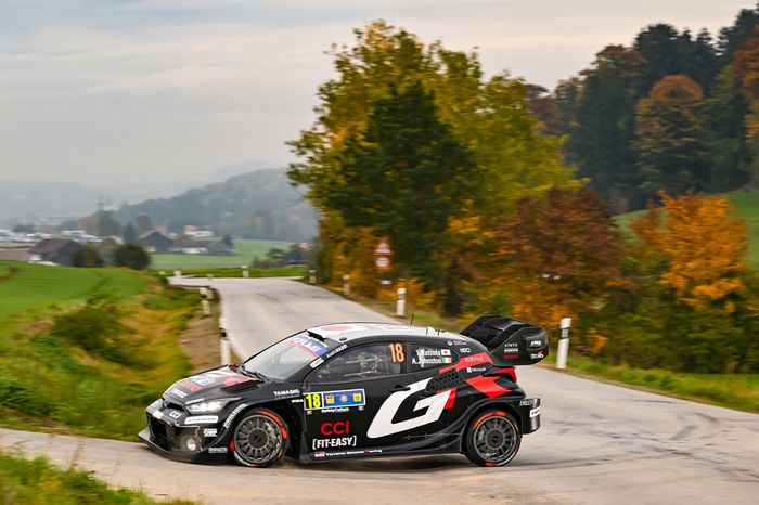 Такамото Кацута, Аарон Джонстон, Toyota Gazoo Racing WRT Toyota GR Yaris Rally1
