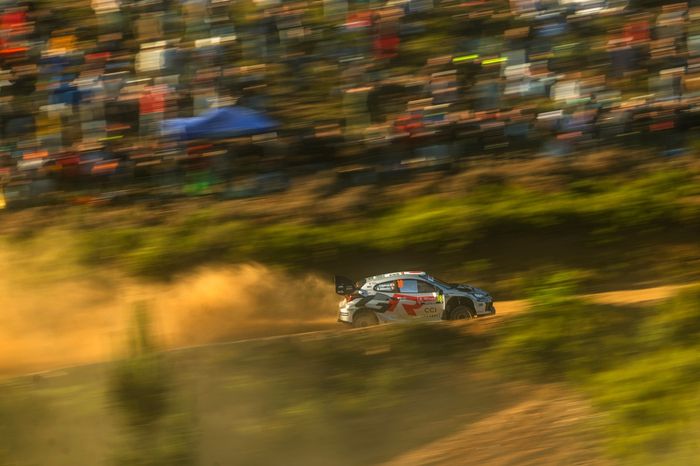 Такамото Кацута, Аарон Джонстон, Toyota Gazoo Racing Wrt Toyota Gr Yaris Rally1