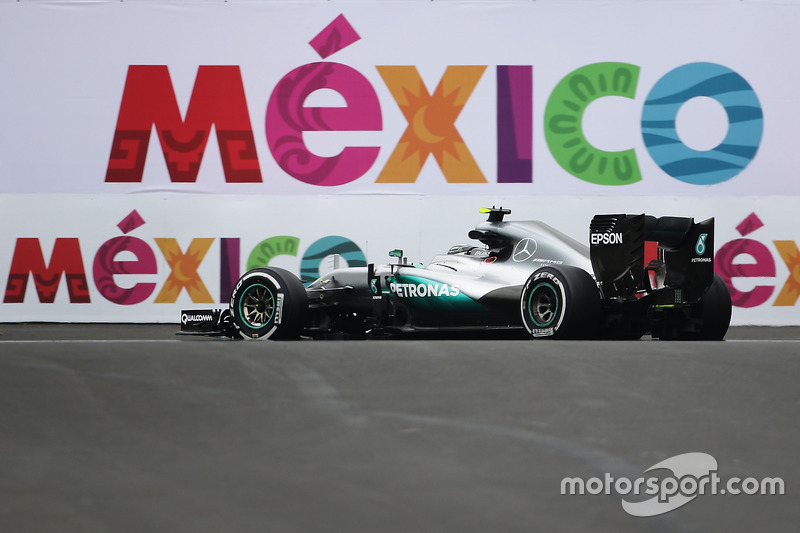 2. Nico Rosberg, Mercedes AMG F1 W07 Hybrid