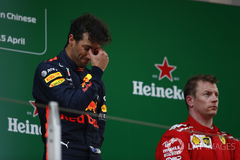 Podium: race winner Daniel Ricciardo, Red Bull Racing, third place Kimi Raikkonen, Ferrari