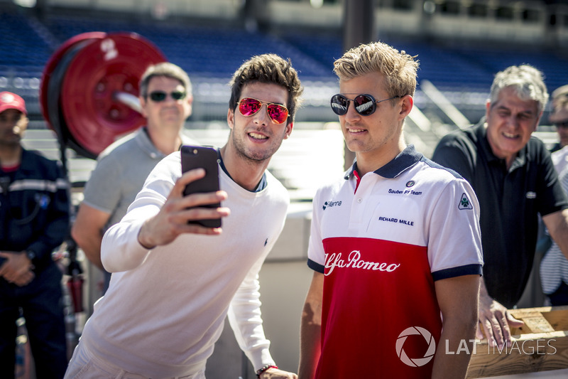 Marcus Ericsson, Sauber fans selfie