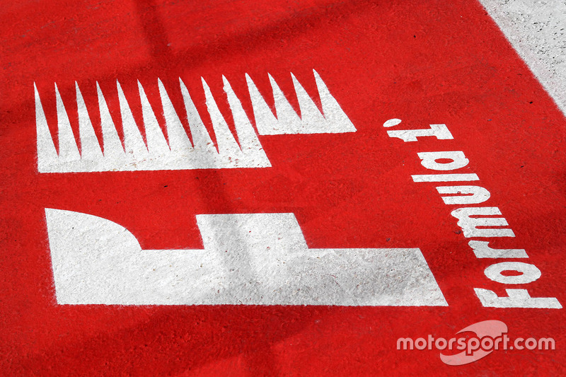 F1 logo