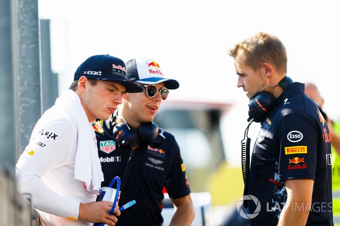 Max Verstappen, Red Bull Racing, Pierre Gasly, Red Bull Racing