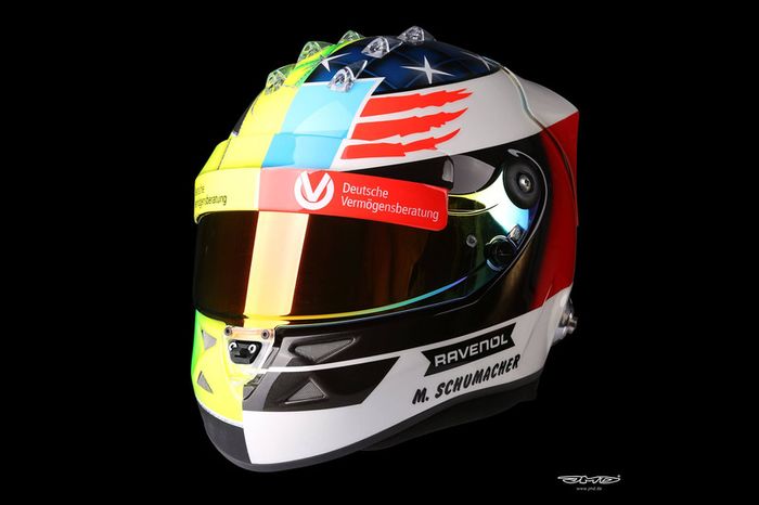 Casco de Mick Schumacher