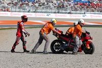 Luces y sombras del sábado por la mañana en el GP de Valencia