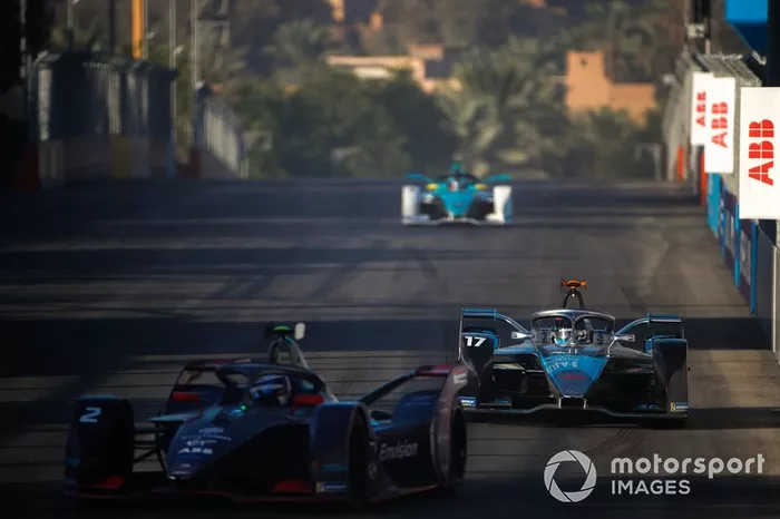 Sam Bird, Virgin Racing, Audi e-tron FE06 Nyck De Vries, Mercedes Benz EQ, EQ Silver Arrow 01 