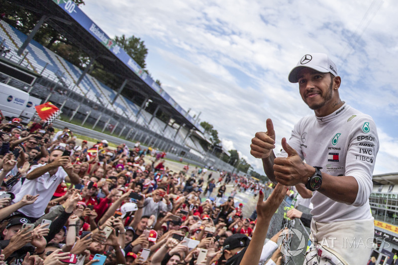 Lewis Hamilton győzelme az Olasz Nagydíjon