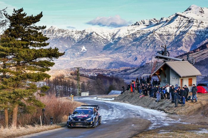 Takamoto Katsuta, Aaron Johnston, Toyota Gazoo Racing WRT NG Toyota GR Yaris Rally1
