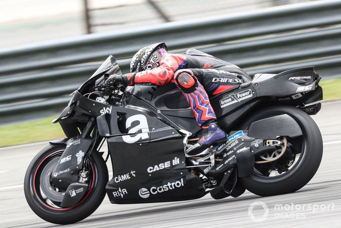 Lorenzo Savadori, Aprilia Racing Team
