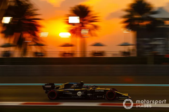 Esteban Ocon, Renault F1 Team R.S.20