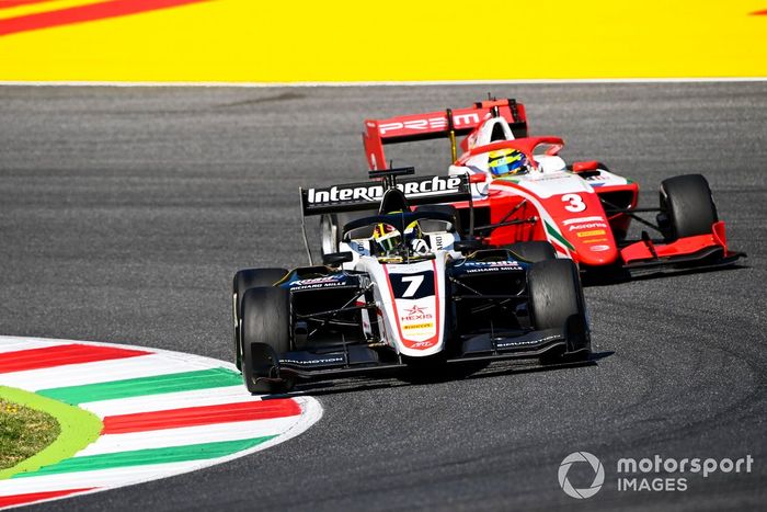 Theo Pourchaire, ART Grand Prix and Logan Sargeant, Prema Racing 