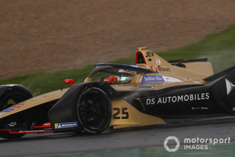 Jean-Eric Vergne, DS TECHEETAH, DS E-Tense FE19 con las nuevas luces LED azules del Halo, en modo ataque