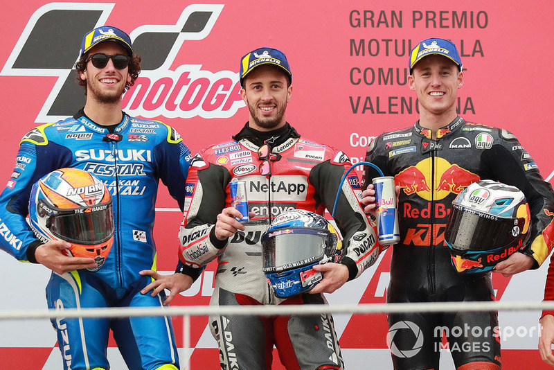 Подиум: победитель Андреа Довициозо, Ducati Team, второе место – Алекс Ринс, Team Suzuki MotoGP, третье место – Пол Эспаргаро, Red Bull KTM Factory Racing