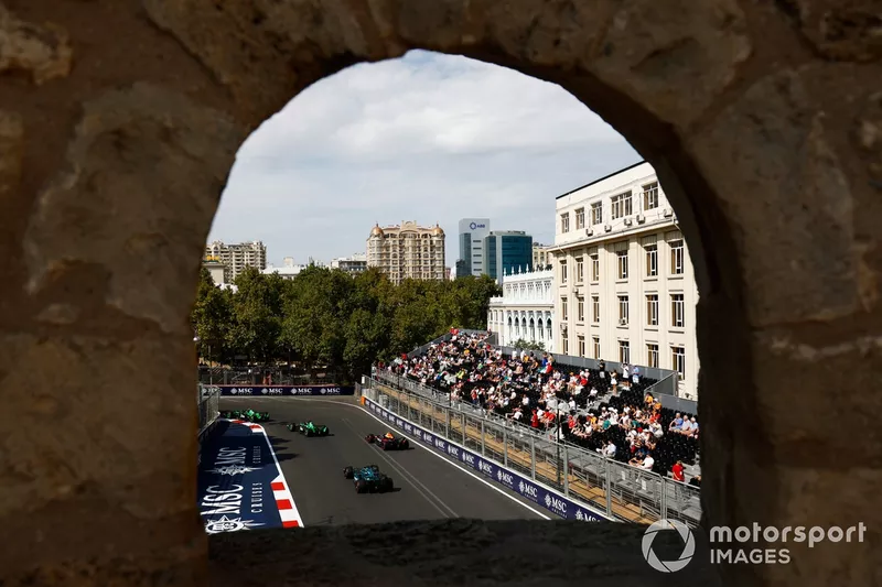 Lance Stroll, Aston Martin AMR24, Sergio Perez, Red Bull Racing RB20, Valtteri Bottas, Stake F1 Team KICK Sauber C44, Zhou Guanyu, Stake F1 Team KICK Sauber C44 