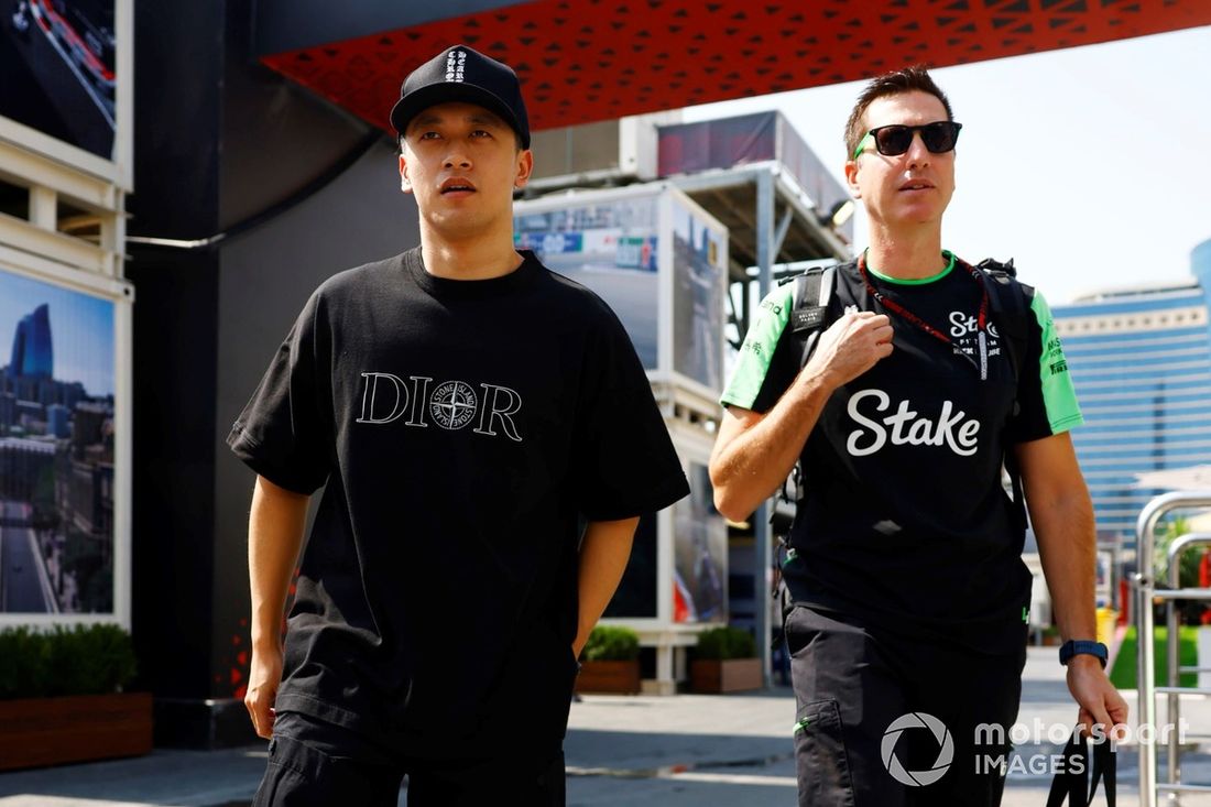 Zhou Guanyu, Stake F1 Team KICK Sauber